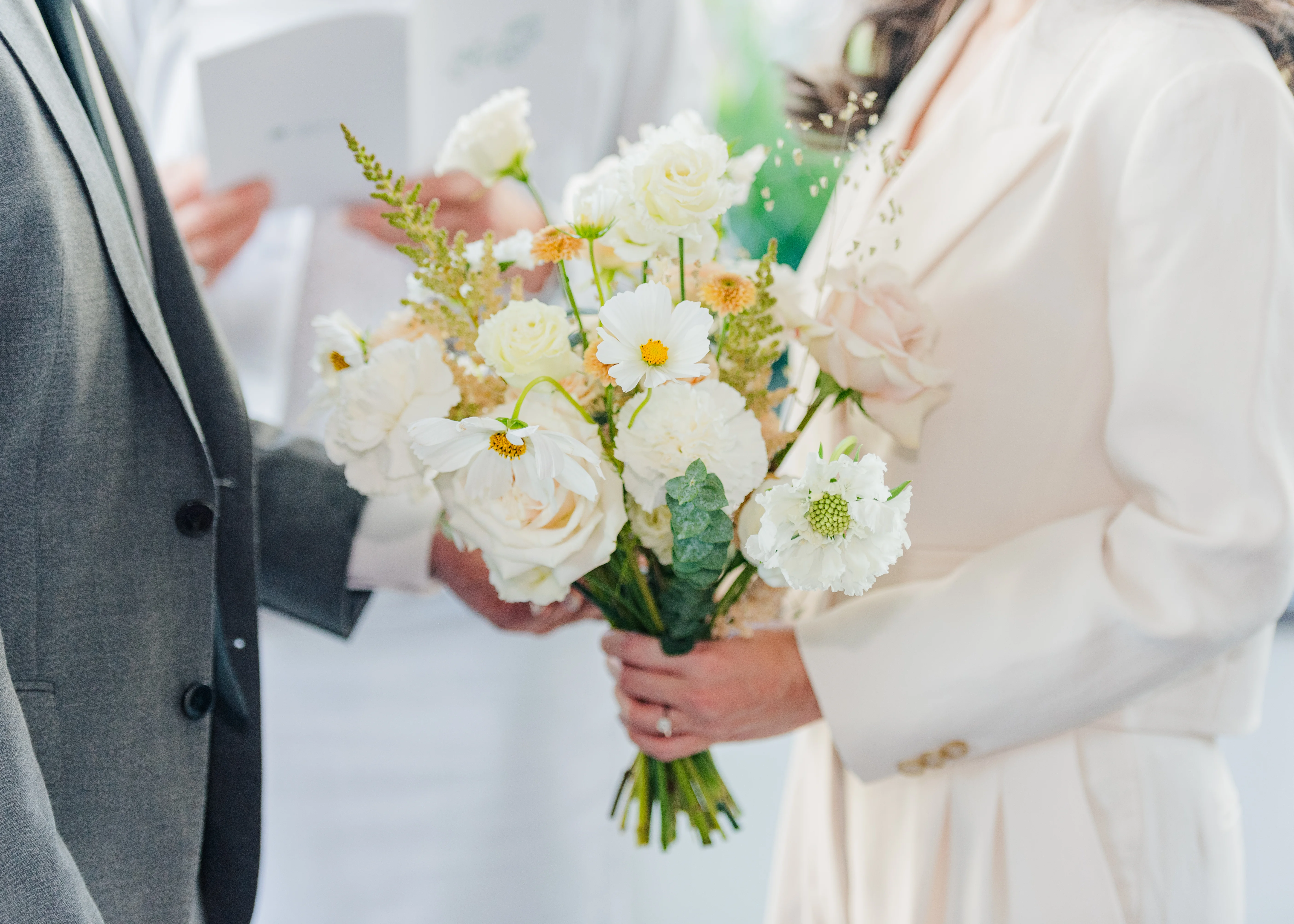 beautiful florals in a civil wedding ceremony in Burnaby, B.C.