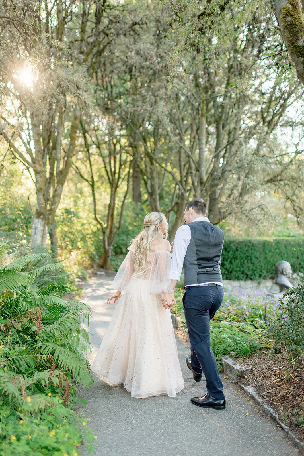 VanDusen Botanical Garden Engagement Photos