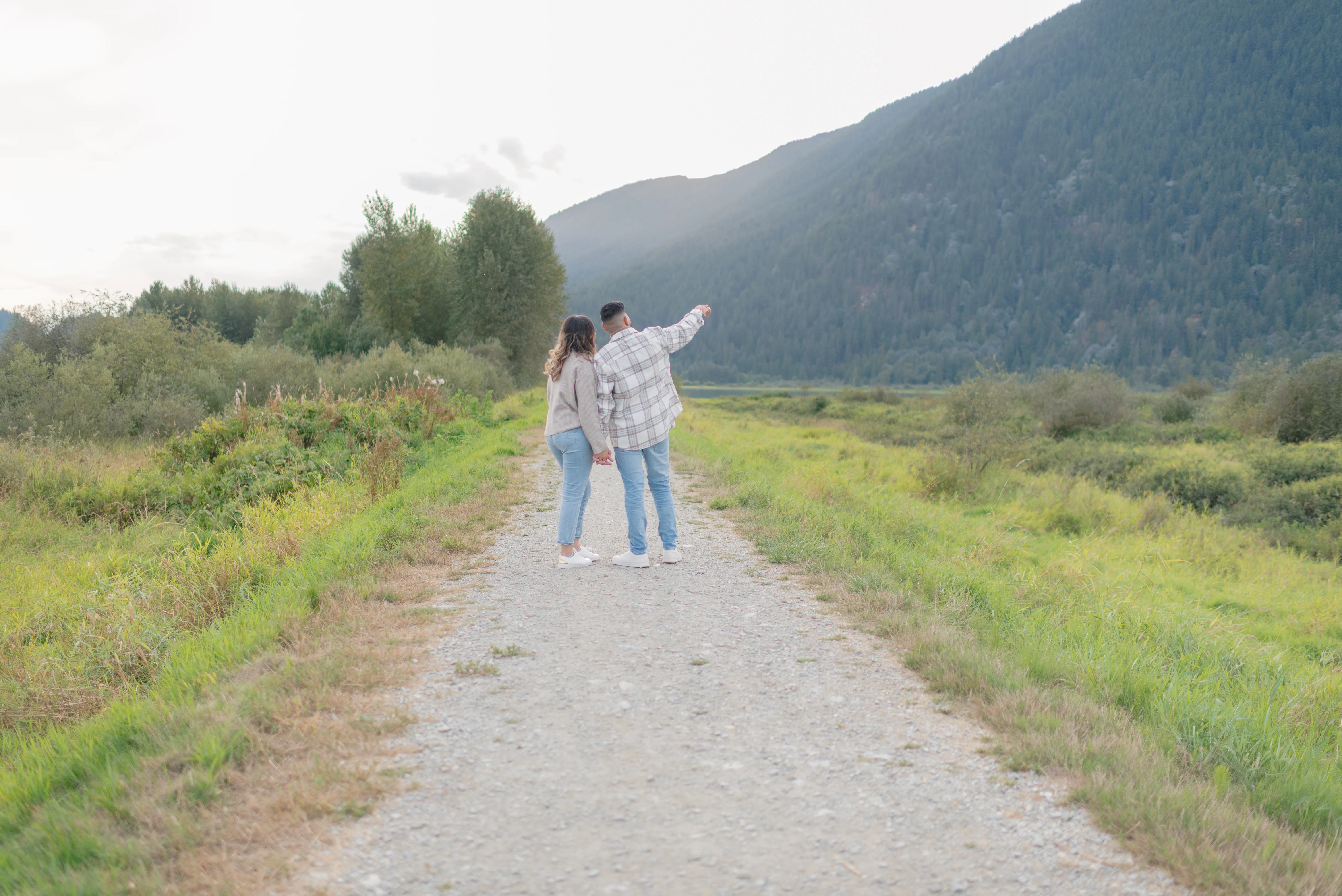 pitt lake pitt meadows fall engagement photoshoot