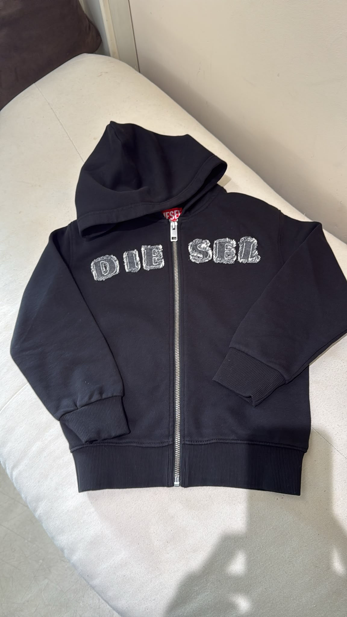 FELPA SJEANSHOOD COLORE NERO