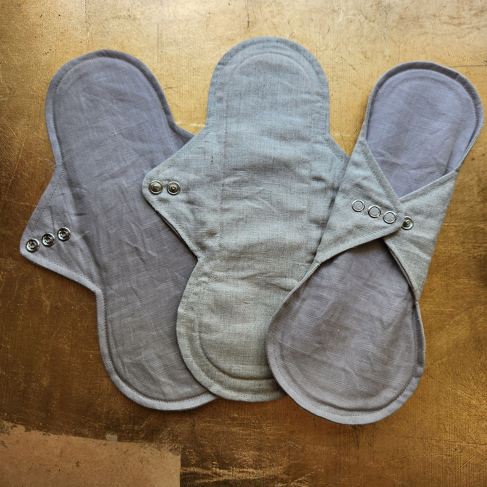 12-inch XL linen cloth pad with undyed linen topper – reusable pad for heavy flow