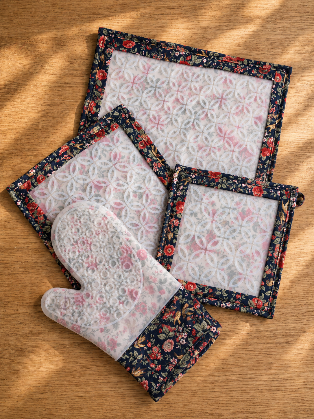 Handmade Kitchen Set - Morris Fabric