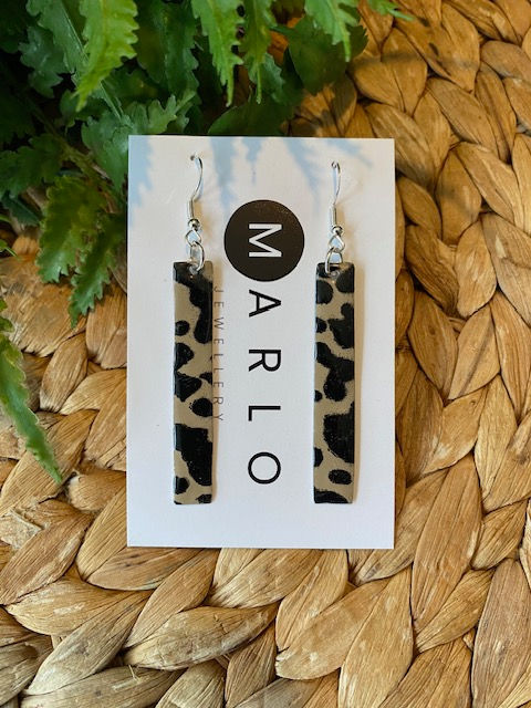 Thumbnail: Leopard Stick Earrings