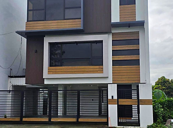 House Near LRT-2 and Marcos Highway Access.