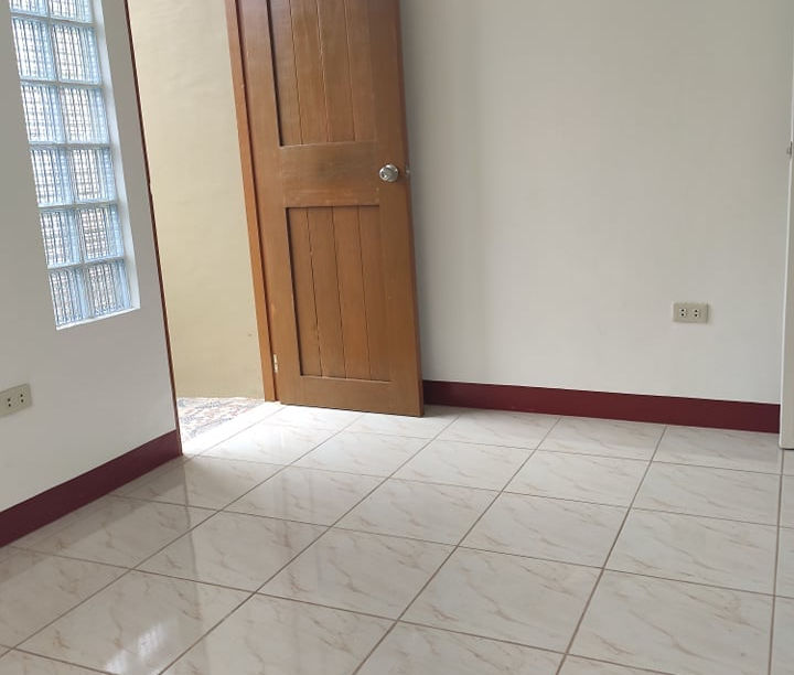 Birmingham Heights Marikina Townhouse Near Private Schools.