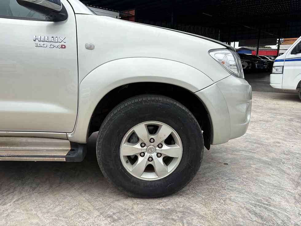 Thumbnail: Toyota Vigo Champ 3.0 E Smc Prerunner / Manual 2010 (2357)
