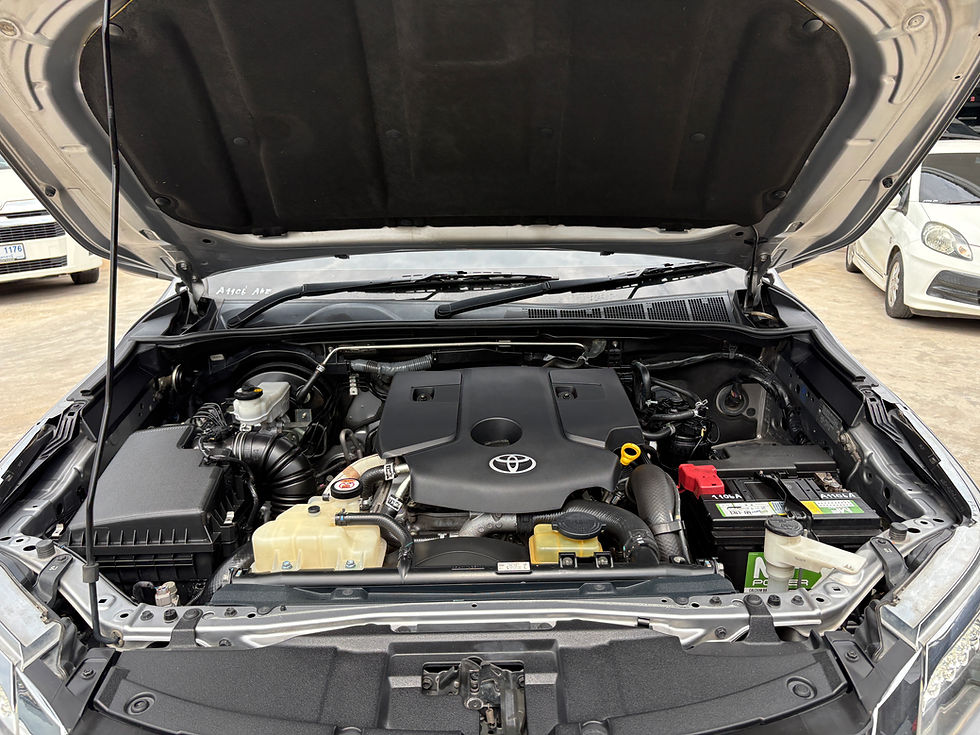 Thumbnail: Toyota Fortuner 2.4 / Auto 2019 (A1106)