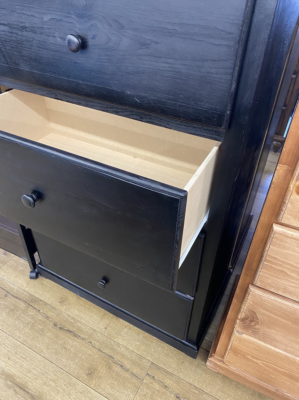 Thumbnail: 4-Drawer Chest (Over sized)
