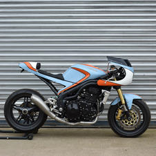 Triumph 1050 cafe racer