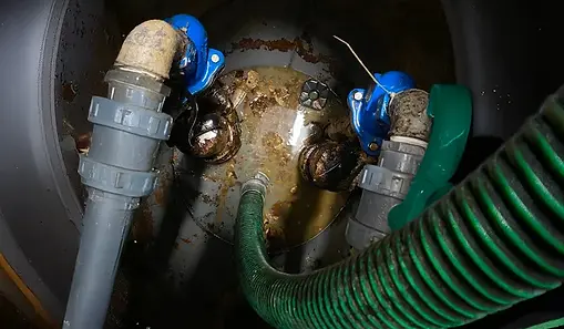 spécialiste du pompage de fosses