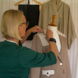 Kiss The Frog Design & Dressmaking Marlborough