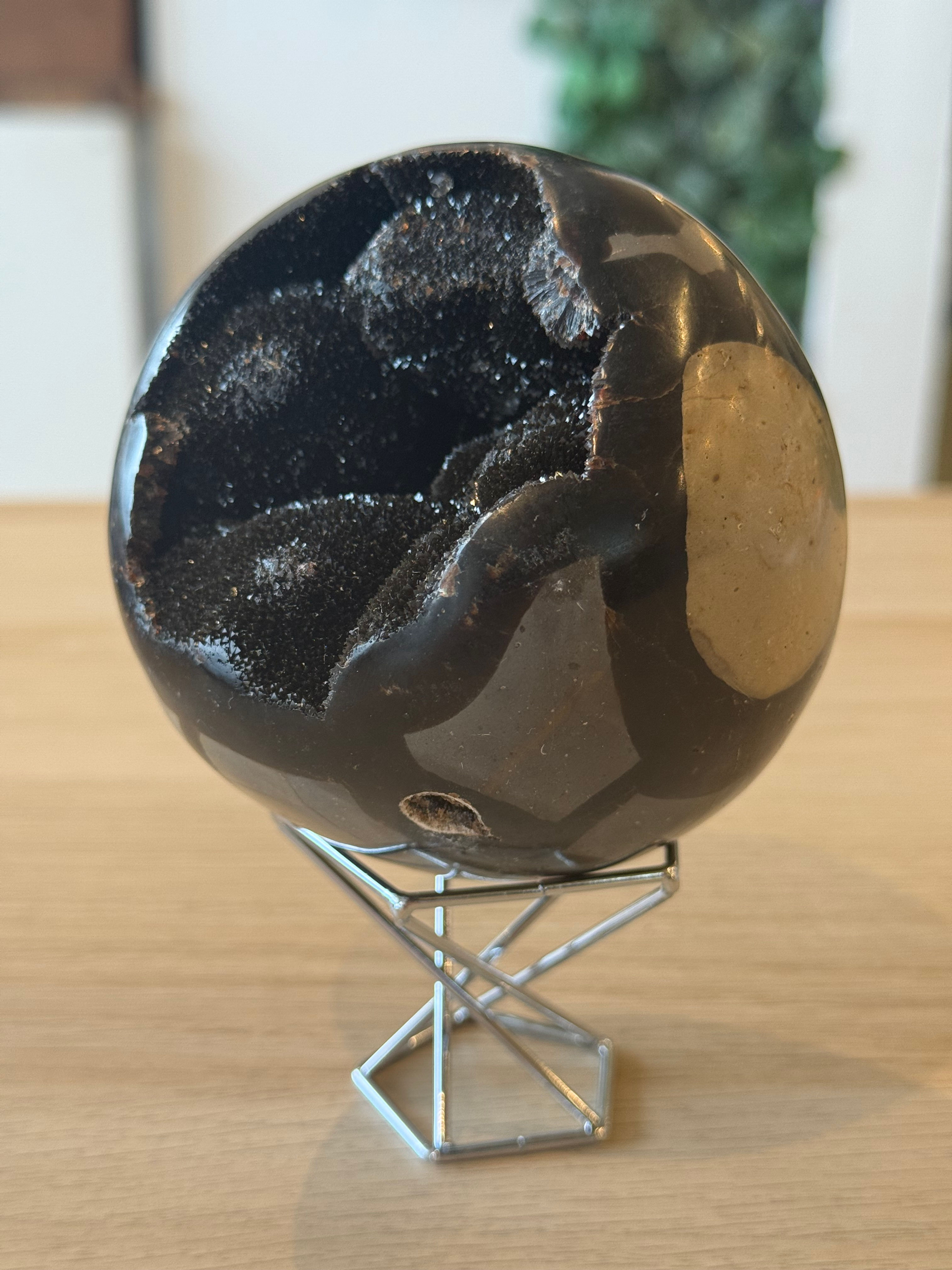 Septarian Sphere - 856g - 8.5cm