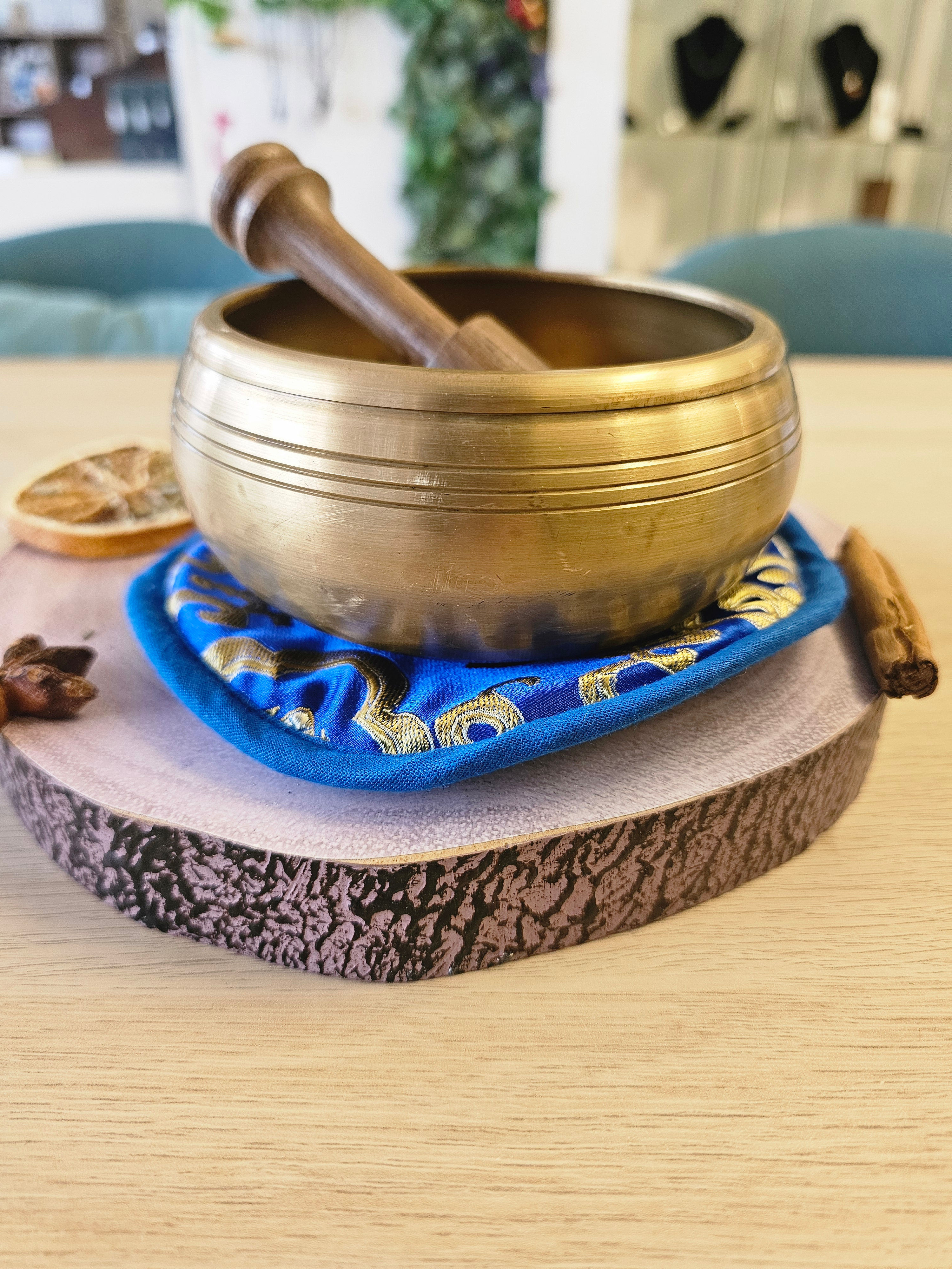 Medicine Buddha Singing Bowl Set 10cm