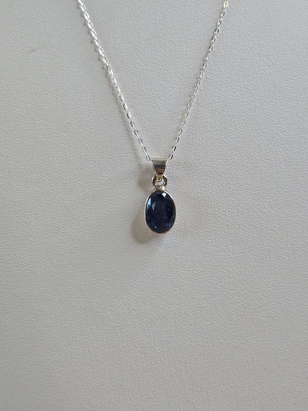 Thumbnail: Blue Kyanite Sterling Silver Pendant and Chain - 2.8g
