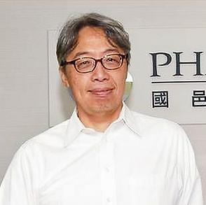 甘霈_edited.jpg