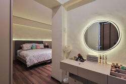 011 Dresser