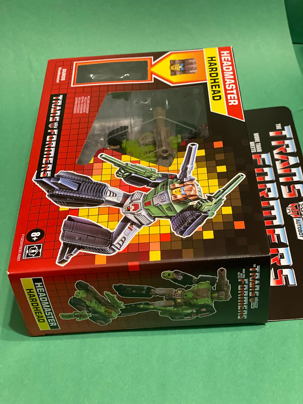 Thumbnail: Transformers 2021 Modern Figure in Retro Packaging Autobot Headmaster Hardhead w