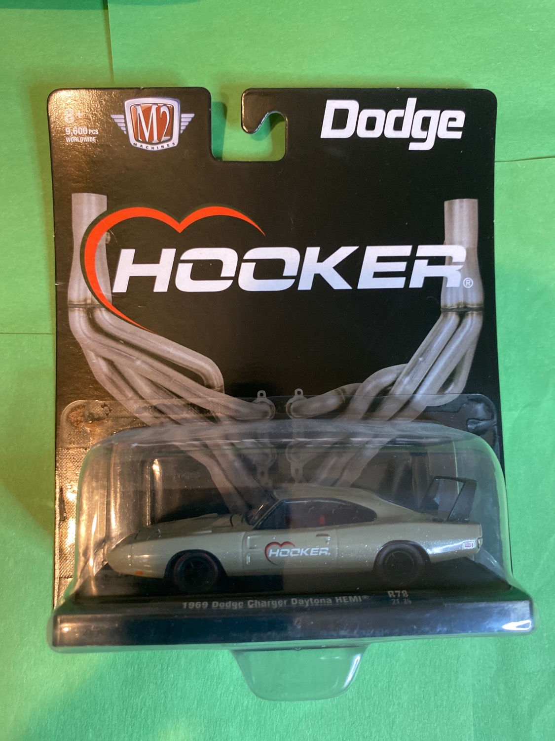 M2 Machines Alternate Color 'Hooker.' R78 "1969 DODGE CHARGER DAYTONA HEMI"