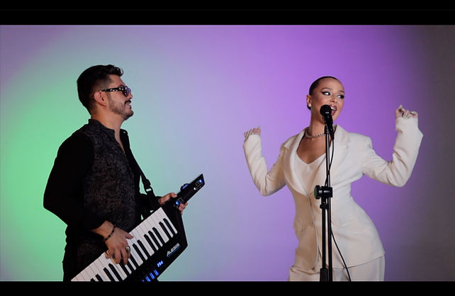 Ben and Vee Duo