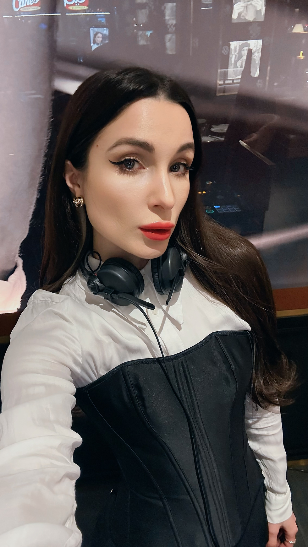 DJ Eva