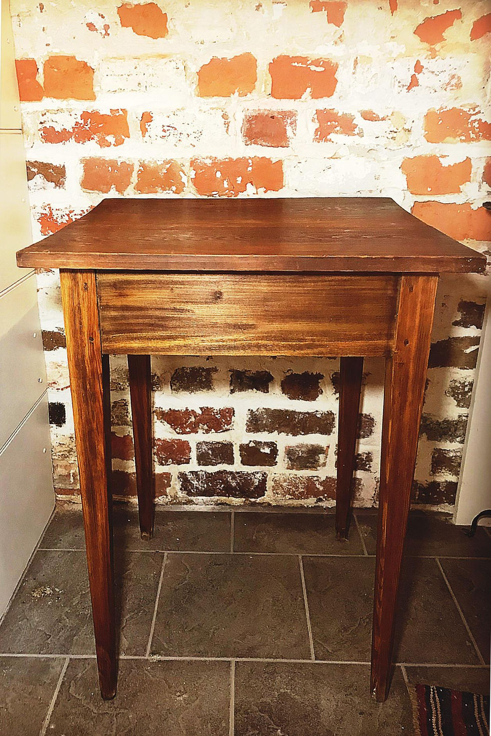 Thumbnail: 1800s Federal Side Table