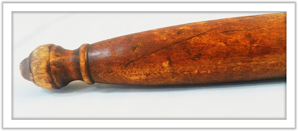 Thumbnail: Late 19th Century Engraved Brass Bed Warmer