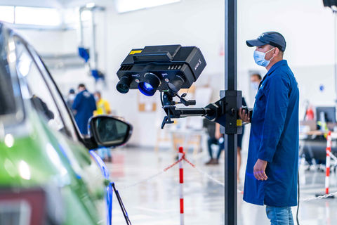 Photographie machine industrielle de haute technologie utilisée dans l'industrie Automobile