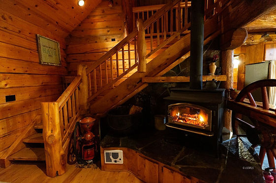 18552 stairs and fireplace.jpg