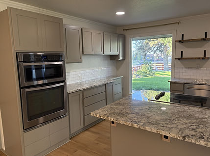95705 kitchen 1.JPG