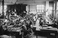 1000 workers.jpg