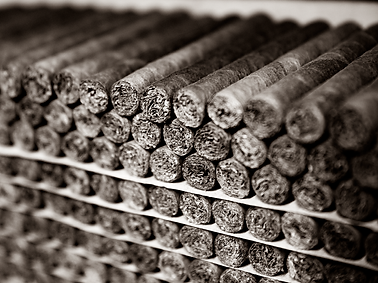 Cigar Prof : Private labels, custom cigars, rooms & lounges