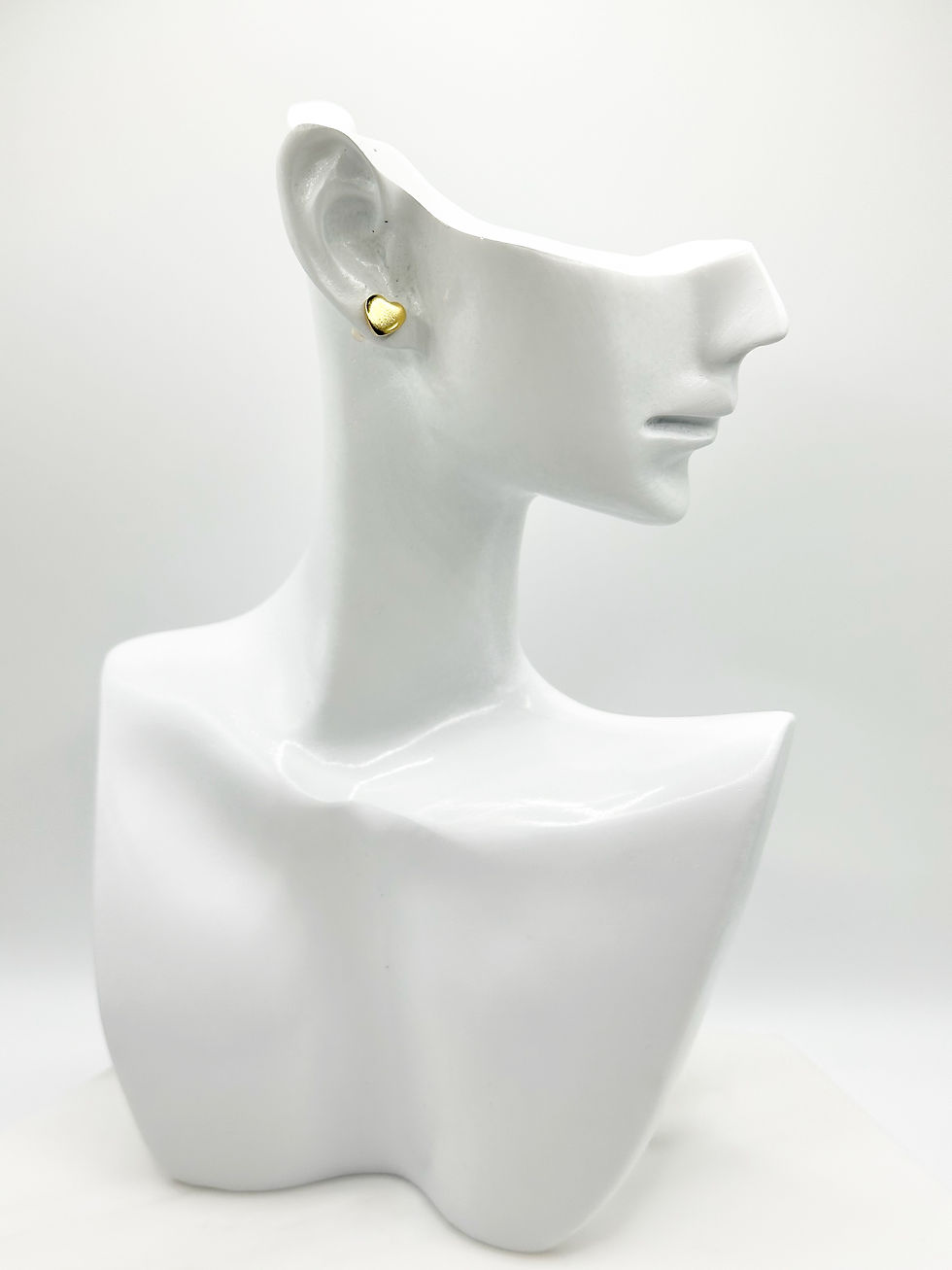 Thumbnail: Heart Studs