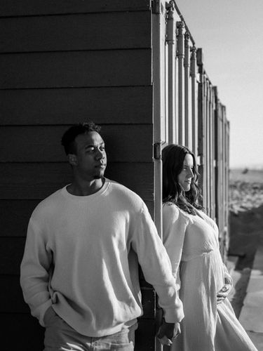 pregnancy shoot maternity photography zwangerschapsshoot Velvet photography announcement shoot