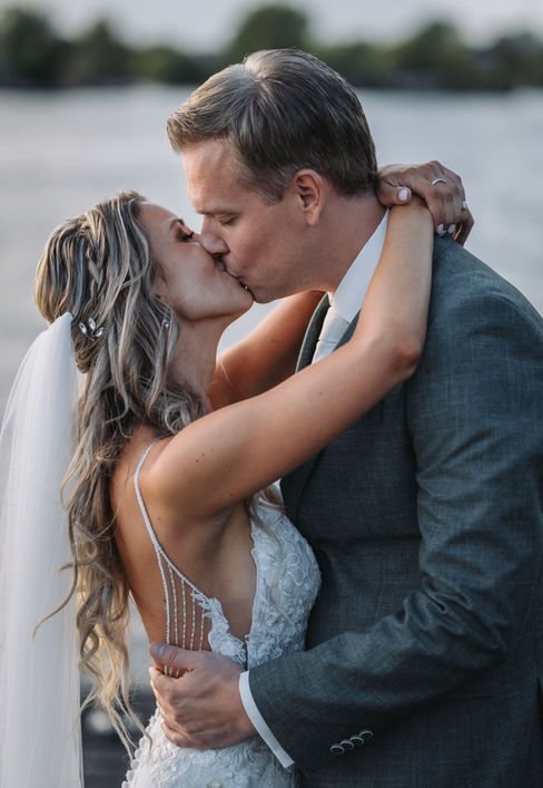 high end wedding photography  Velvet Photography love stories bruidsreportage bruiloftfotografie