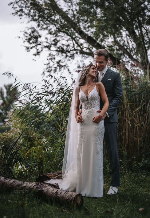 high end wedding photography  Velvet Photography love stories bruidsreportage bruiloftfotografie
