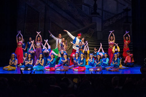 LA LAMPADA DI ALADINO MAGGIO 2022 TEATRO CARBONETTI.jpg