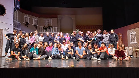 MARY POPPINS 8 DICEMBRE 2021 TEATRO CARBONETTI BRONI.jpg