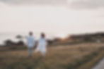 Séance photo engagement sur la côte Atlantique, 44. Photographe mariage alternatif et elopement à Nantes