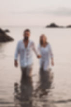 Séance photo engagement sur la côte Atlantique, 44. Photographe mariage alternatif et elopement à Nantes