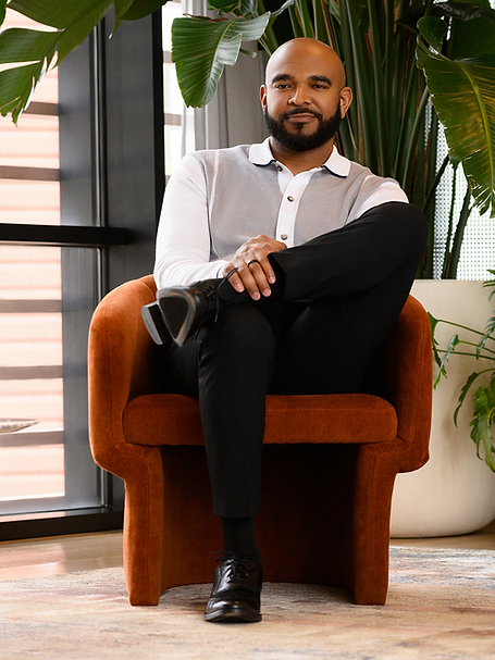 TaWane Headshots - Ashleigh Bing Photo-6 (1)_edited.png