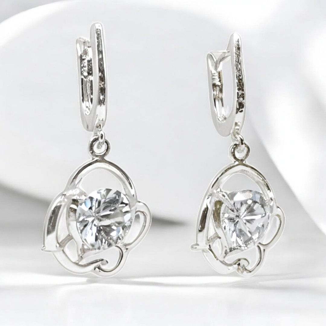 Дамски сребърни обеци „Белла Роза“ – роза с цирконий 8 мм, проба 925 със сертификат в кутийка от AngeloSilver