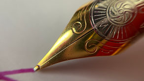 What are the desired characteristics when choosing a Fountain Pen?