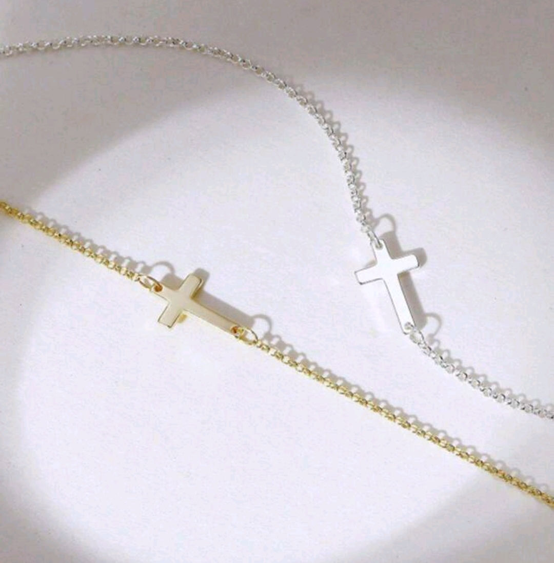 Gold or Silver Cross Bracelet 