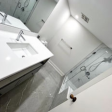 Bathroom renovation in downtown Toronto condo completed by Reno Rabbit