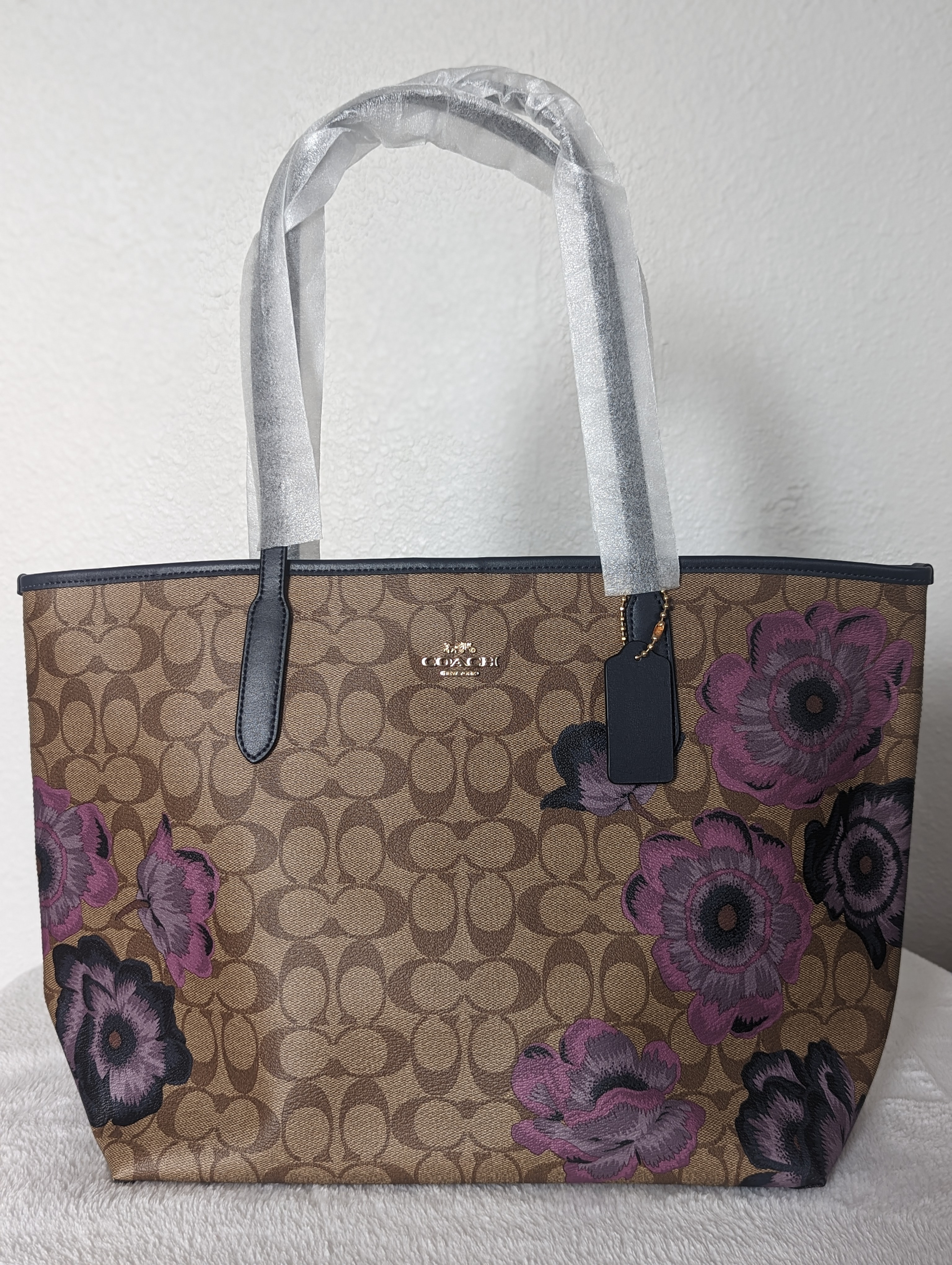 Coach City Tote in Signature Canvas With Kaffe Fassett Print)