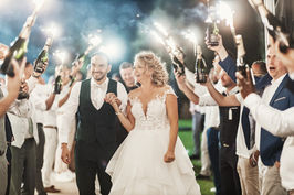 Photo de mariage réalisée par Christophe O photographe partenaire de PictWay lors d’un reportage de mariage élégant et naturel