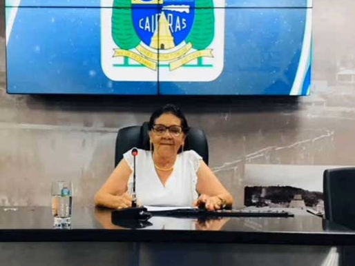 Vereadora Zefinha é a terceira mulher a assumir a presidência da Câmara de Caieiras