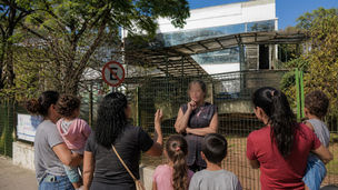 Sem aviso oficial, mães relatam que crianças ficam em casa em dias alternados em creche de Caieiras