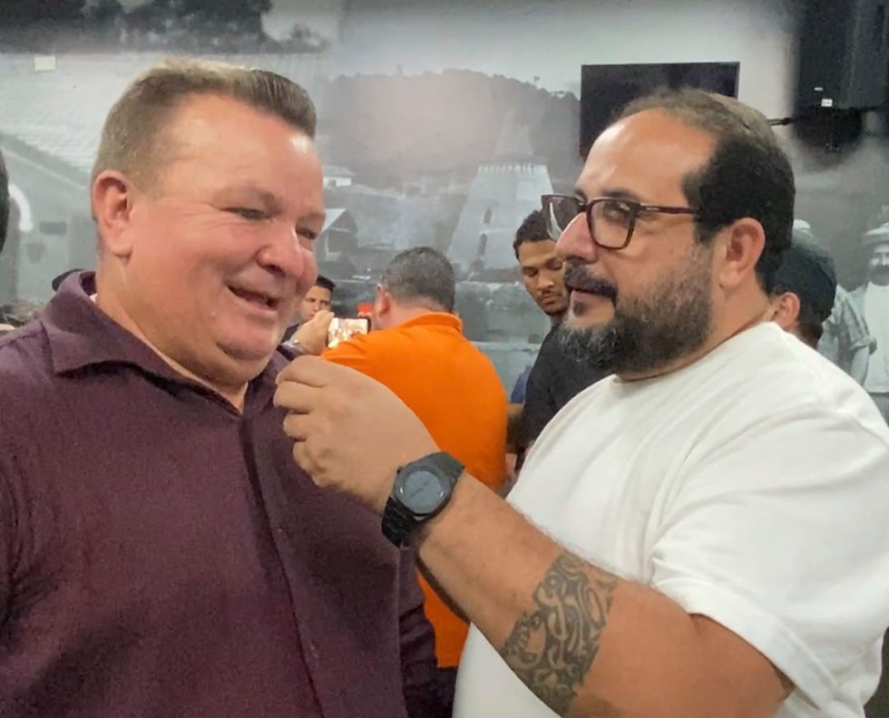 Alemão da Barroca é eleito presidente da Câmara de Caieiras para 2027/2028. Vitória uniu situação e oposição e sinaliza mudanças no cenário político.