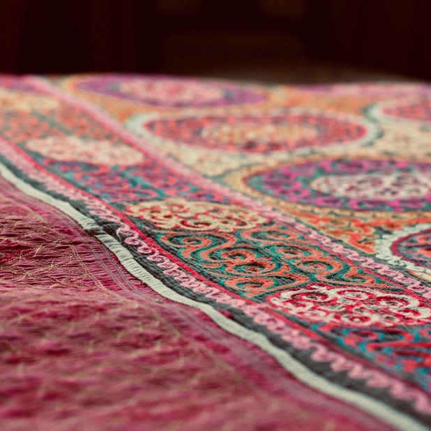 Kazakh bed & sofa spreads